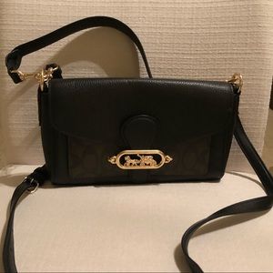 Coach jade crossbody